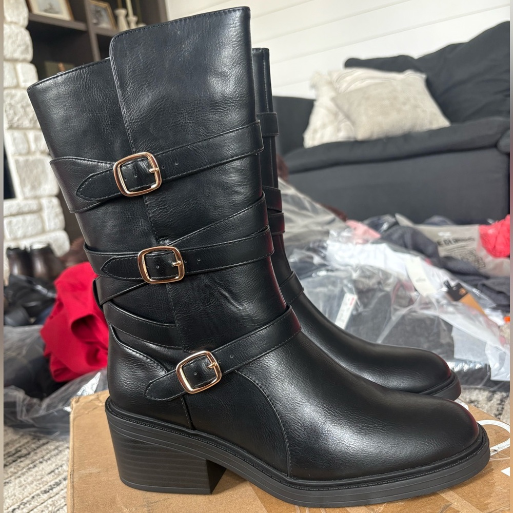 Just Fab Boots‎